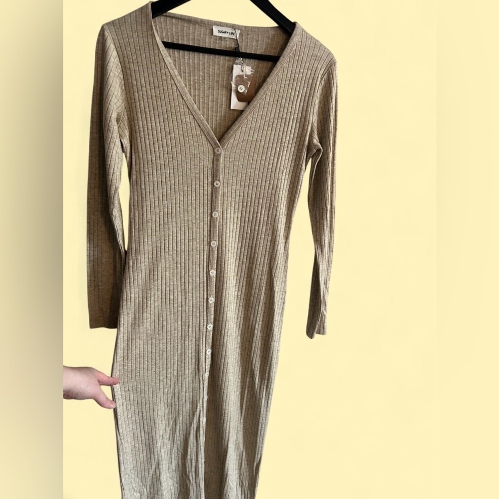 Sugar + Lips Ribbed Midi Dress – Beige Button Front Long Sleeve (NWT)